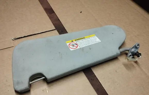 Chrysler Sebring (ST-22 - JR) Sun visor