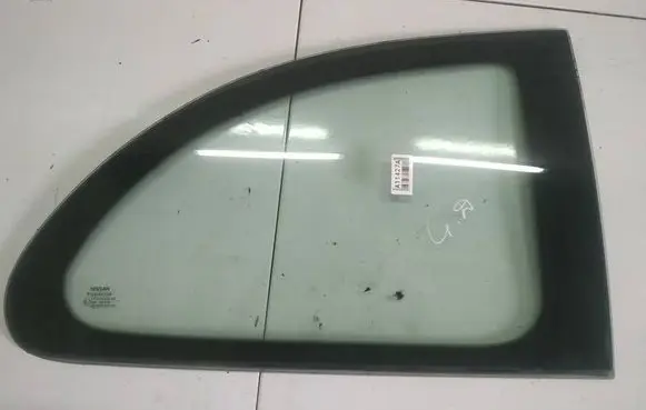 Nissan Micra Rear side window AS2
