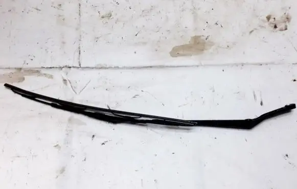 Nissan Almera Tino Front wiper blade arm