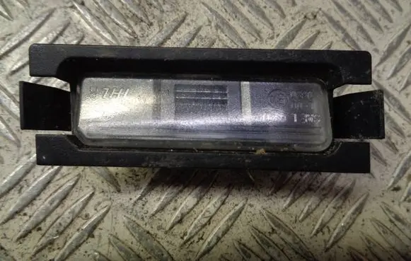 Hyundai i30 Number plate light 925021H5