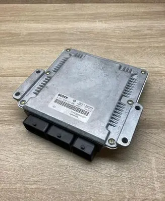 Mitsubishi Carisma Engine control unit/module ECU 8200065997 MR507870