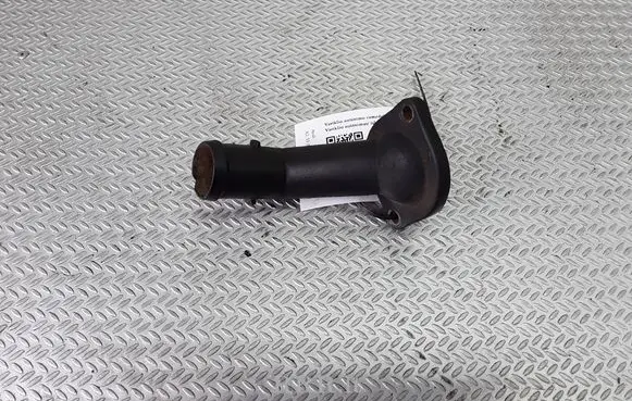 Audi A3 S3 8L Engine coolant pipe/hose 06A121121C