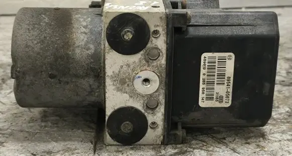 Toyota Avensis T250 ABS Pump