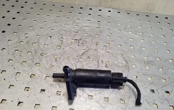 Audi A3 S3 8P Headlight washer pump 3B7955681