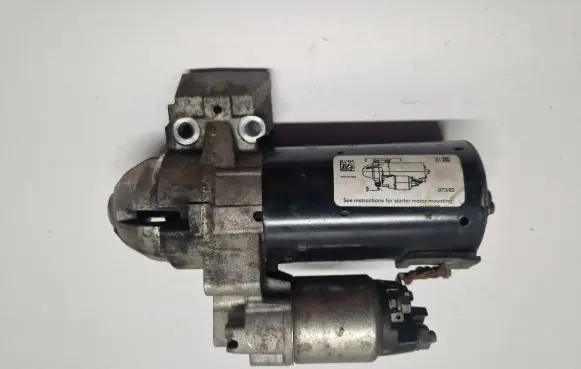 BMW 5 F10 F11 Starter motor 8570238