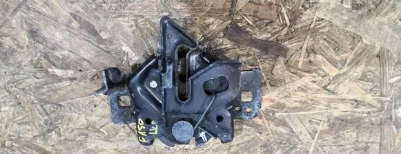 Engine bonnet/hood lock/catch