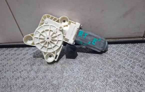 Mercedes-Benz E AMG W211 Rear door window regulator motor A2118202442 991892100 24105440