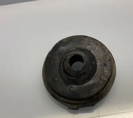 Mercedes-Benz CLS C219 Rear coil spring rubber mount