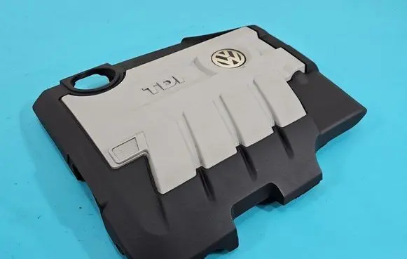 Engine cover (trim)