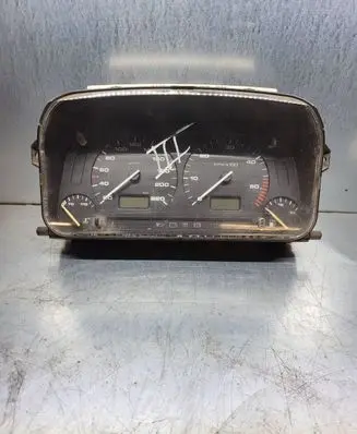 Volkswagen Golf III Speedometer (instrument cluster)