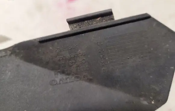 Volvo V40 Windshield trim 31378572