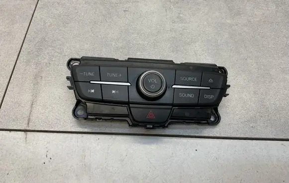 Ford Grand C-MAX Head unit multimedia control F1CT18K811