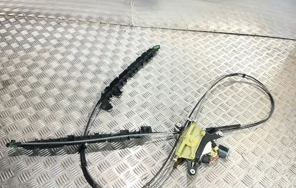 Audi A6 S6 C7 4G Curtain motor 933812103