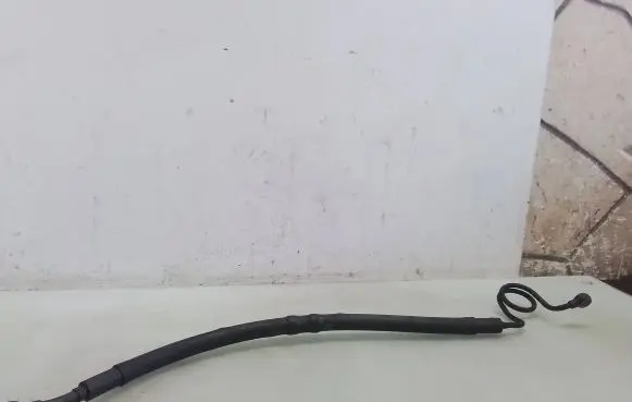 Volkswagen PASSAT B5 Power steering hose/pipe/line