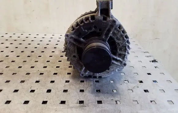 Volvo XC60 Generator/alternator 6G9N10300JD 0121715008