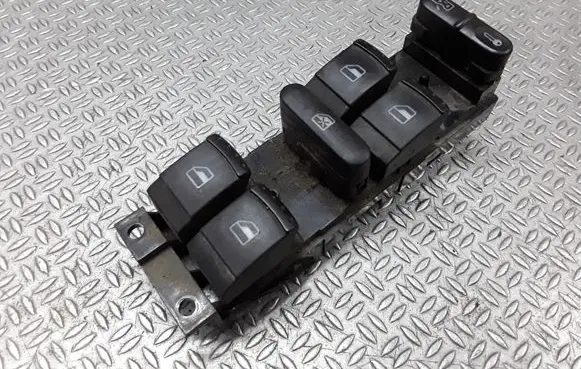 Skoda Octavia Mk1 (1U) Electric window control switch 1J4959857C