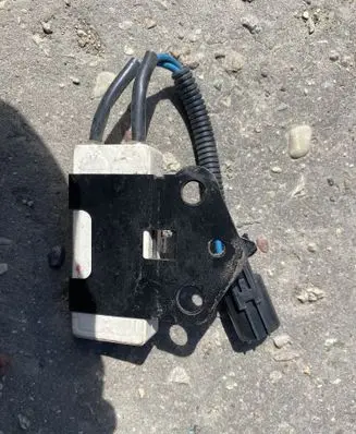 Toyota Corolla E120 E130 Coolant fan relay 2468105320