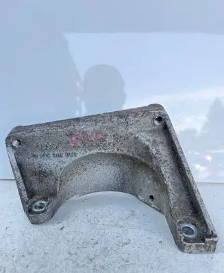Audi A6 S6 C4 4A Engine mounting bracket 4A0199354B