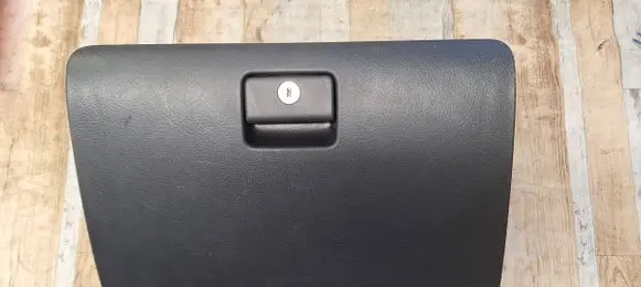 Toyota Corolla Verso AR10 Glove box 555510F010