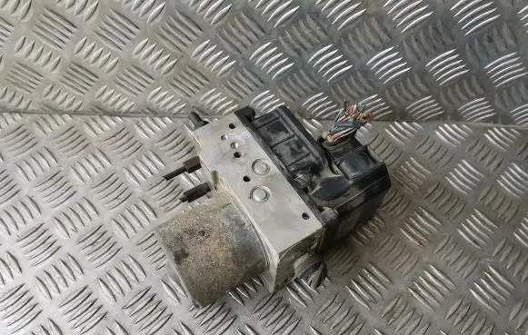 Toyota Avensis T250 ABS Pump 8954105072 0265950129 0265225282