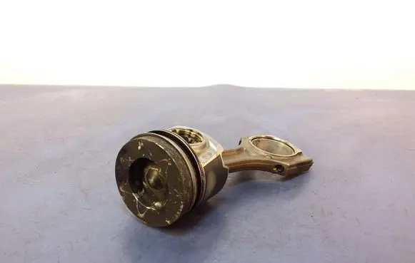Piston