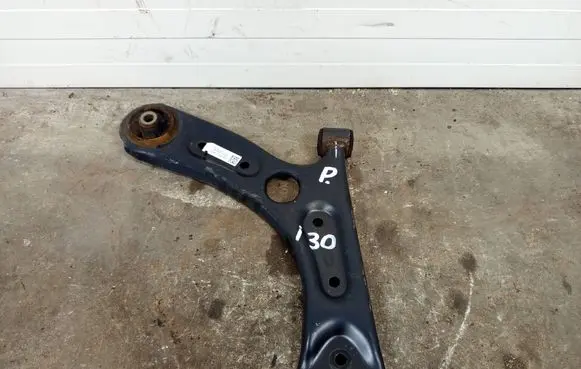 Hyundai i30 Front control arm 54501-G4AA0