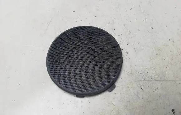 Side speaker trim/cover