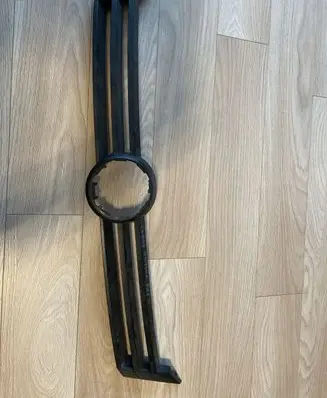 Volkswagen Caddy Front bumper upper radiator grill