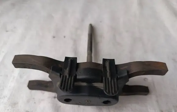 Fuel Injector clamp holder