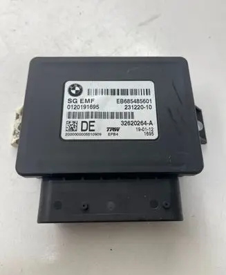 BMW 5 F10 F11 Hand brake control module 6854856 23122010 32620264A