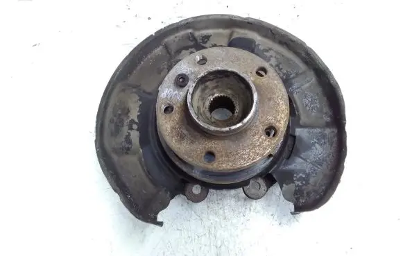 BMW 2 F22 F23 Rear wheel hub spindle/knuckle 