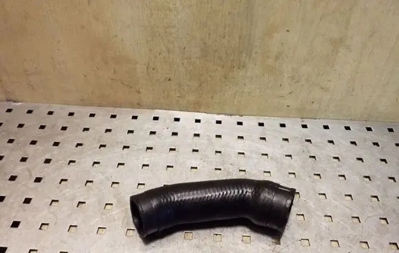 Intercooler hose/pipe
