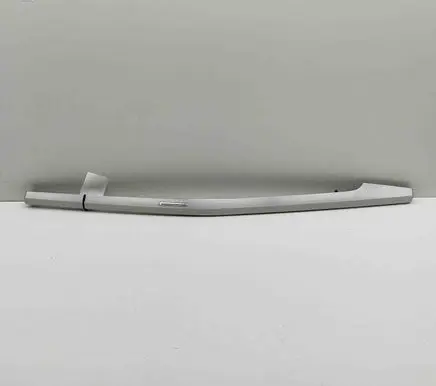 Dashboard glove box trim