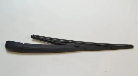 Nissan Maxima A34 Rear wiper blade arm 