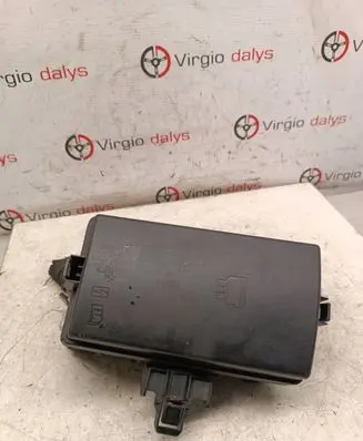 Volkswagen Tiguan Fuse box set 5Q0907361C 63512832 63512835