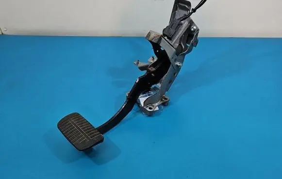 Subaru Forester SJ Pedal assembly IMPRK1583043