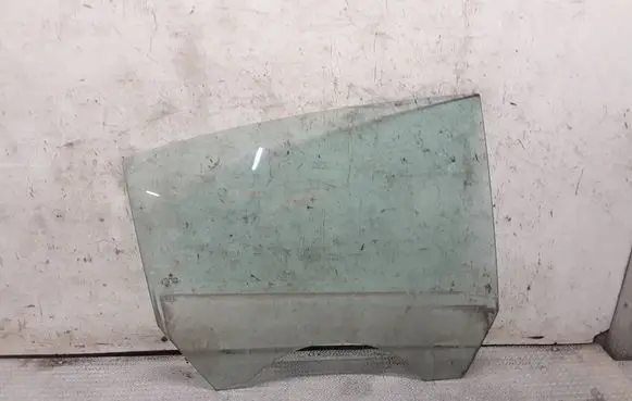 Volkswagen PASSAT CC Rear door window glass 