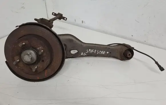 Mitsubishi Space Star Rear wheel hub spindle/knuckle 