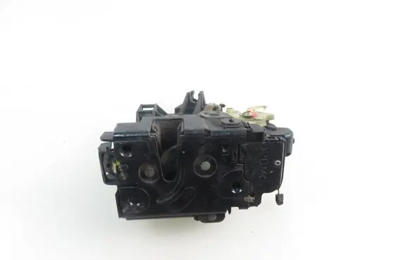 Volkswagen Golf IV Rear door lock
