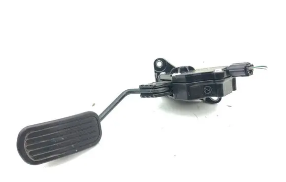 Toyota Prius (XW50) Accelerator throttle pedal 7811047060 1988001960