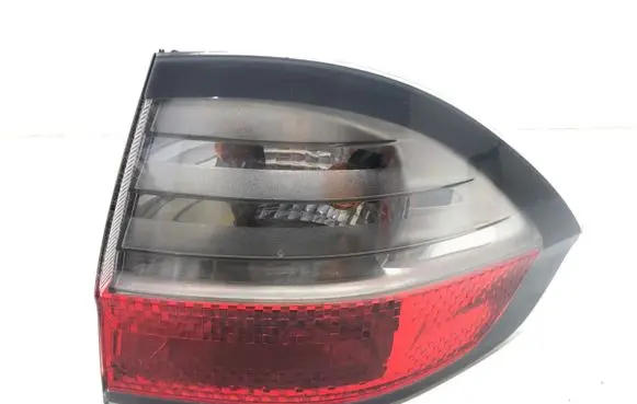 Ford S-MAX Rear/tail lights