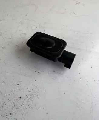 Jaguar XF X250 Tailgate opening switch 1L2T14K147AA
