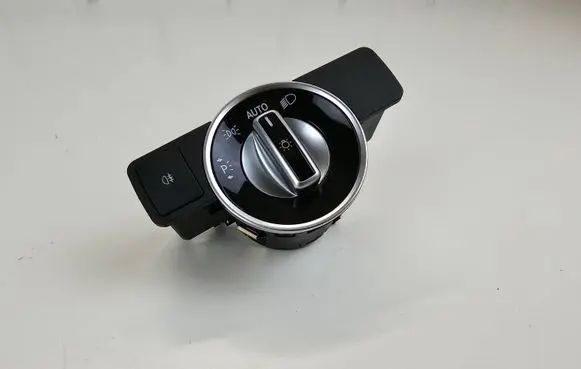 Audi Q3 8U Light switch A2129050551 10091531