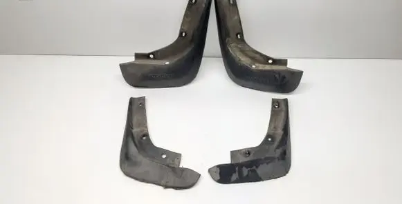 Volvo V60 Mudguards set 31359690 31359691 31265331