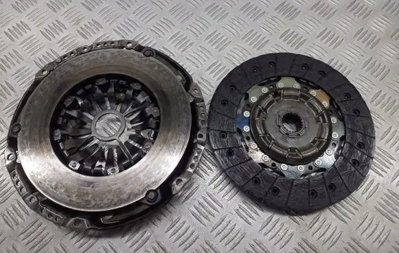 Toyota Corolla Verso E121 Clutch pressure plate 
