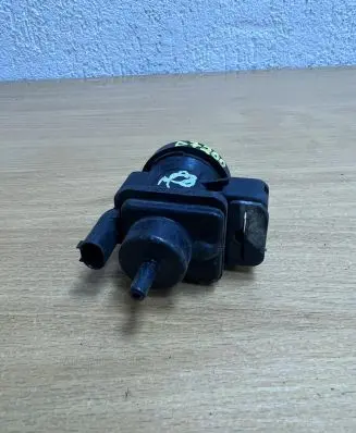 Mercedes-Benz C W203 EGR valve A0005450427 D7200