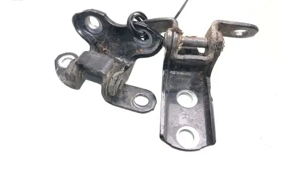 Toyota RAV 4 (XA40) Rear door hinge set 