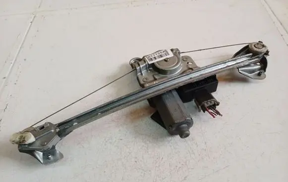 Opel Astra H Sliding door window regulator with motor 
