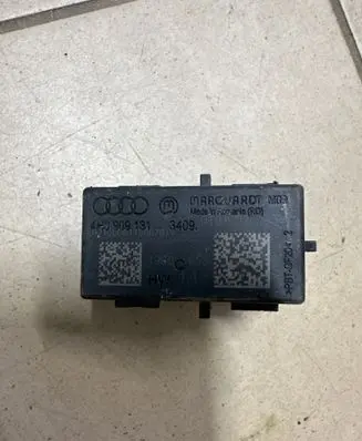 Audi A8 S8 D4 4H Keyless (KESSY) go control unit/module 4H0909131