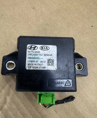 Hyundai i40 Yaw turn rate sensor 957753Z000
